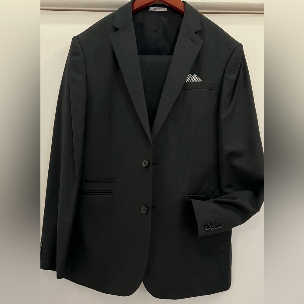 Express Photographer Fitted  2 Piece Suit Pants Jacket, pocket square.Never worn - Picture 3 of 15